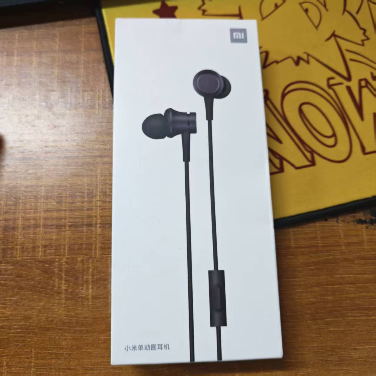Fone de ouvido dinâmico único  - Wired Earphone Mic avaliação e preço